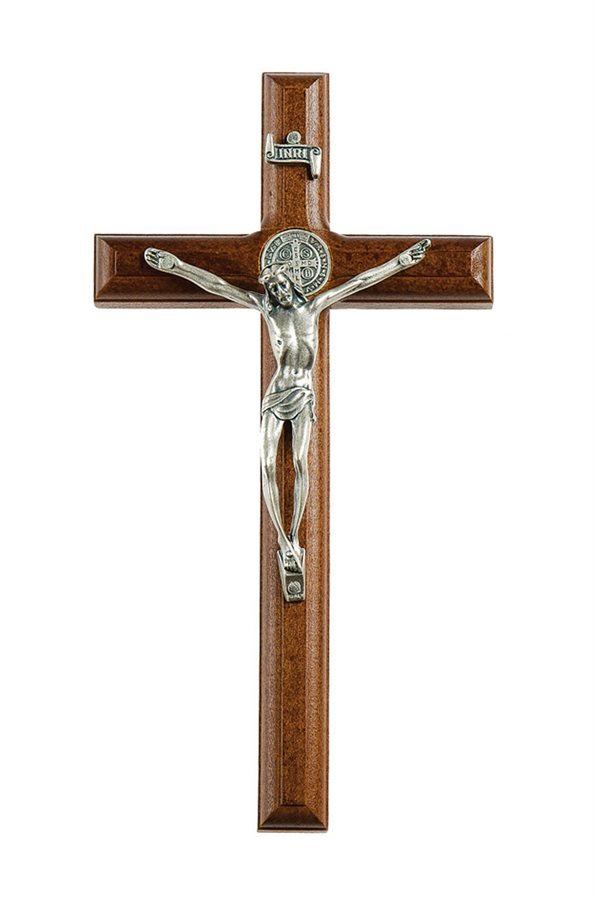 Croix Saint Benoît en bois, corpus en métal argenté, 19 cm