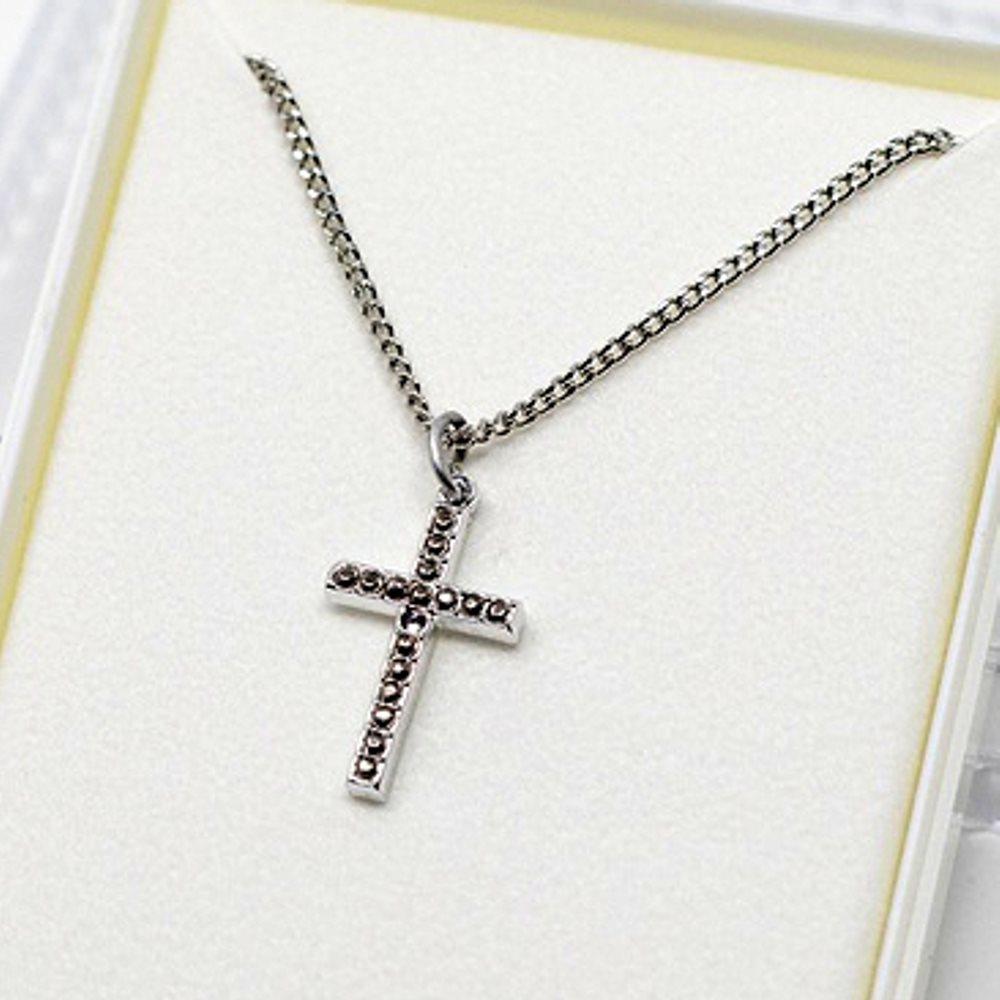 Cross Pendant coloured stones G-F chain 18"