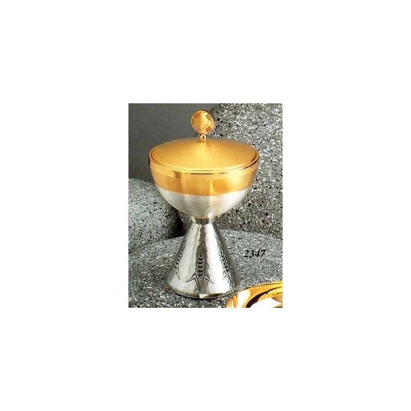 Ciborium, 7 1 / 8" (18 cm) Ht., 4.75" (12 cm) Diam.