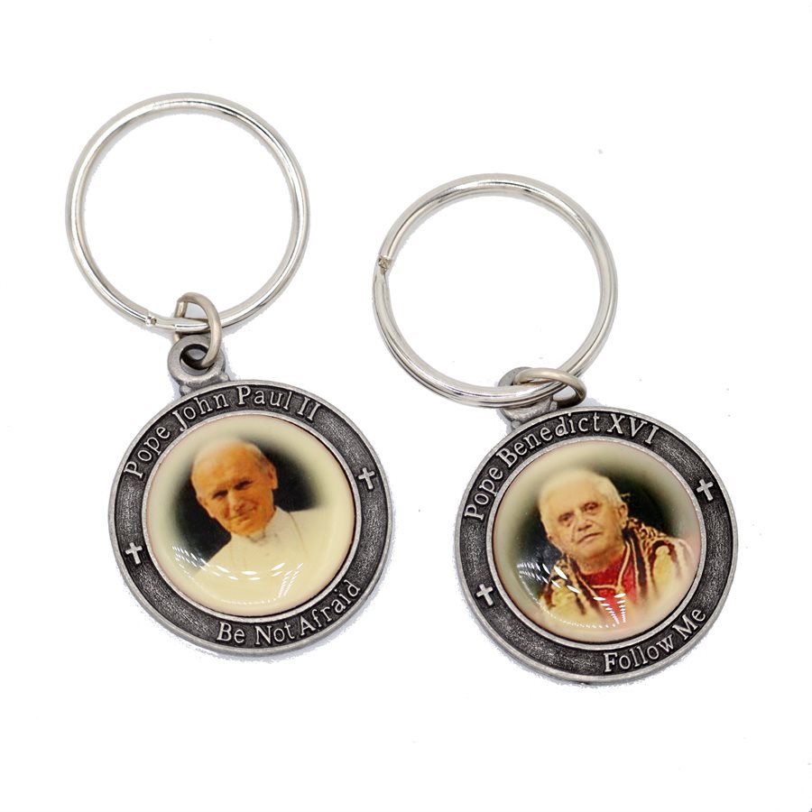 Key Ring Picture Of Two Popes, English
