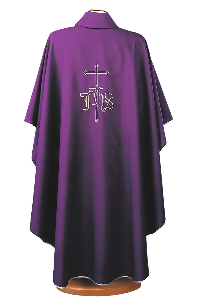 Chasuble Violette #65-000450 100% polyester Chasuble Violette #65-000450 100% polyester