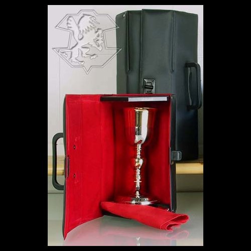 Chalice Case 7 1 / 8" x 11" (18 x 28 cm)