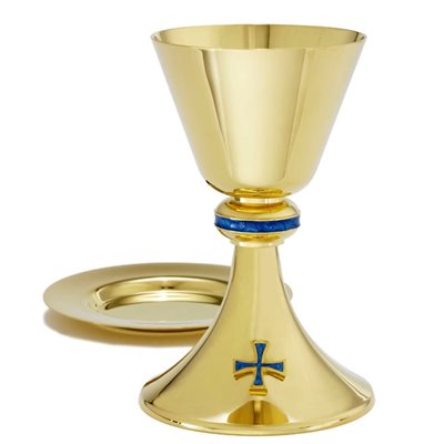 Chalice 6 7 / 8" Ht. w / well paten, 5 3 / 8" (13.6 cm) Dia.