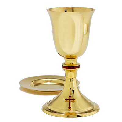 Chalice 8" (20.3 cm) Ht. w / well paten 5 3 / 8" (13.6 cm) Dia.