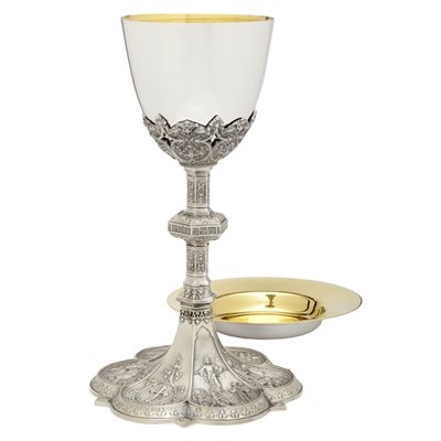 Chalice 10" Ht. w / Well paten, 6 1 / 8" (15.5 cm) Diameter