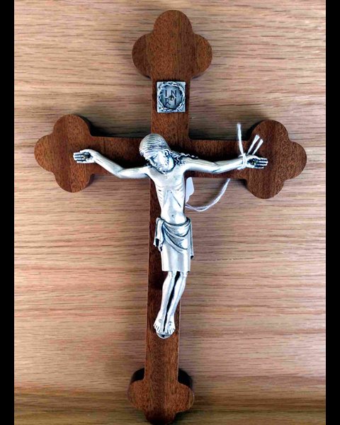 Crucifix 9 1 / 2" (24 cm) Bois & Étain