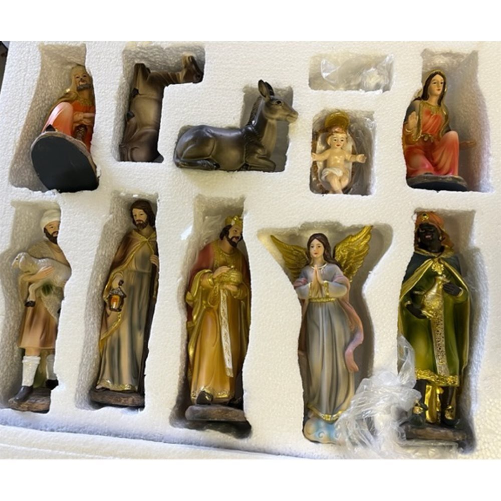 Nativity Set 8" (20.3 cm) Ht. resin / 11 pcs